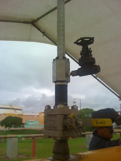 Componentes de perforación para hot tapping